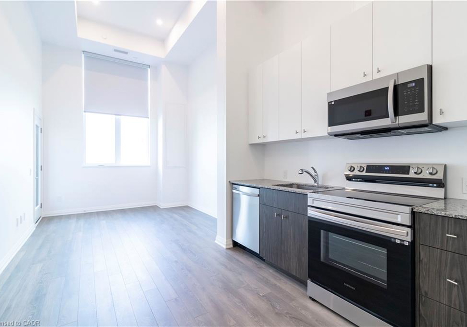 101-golden-eagle-road-waterloo-ontario-40832834