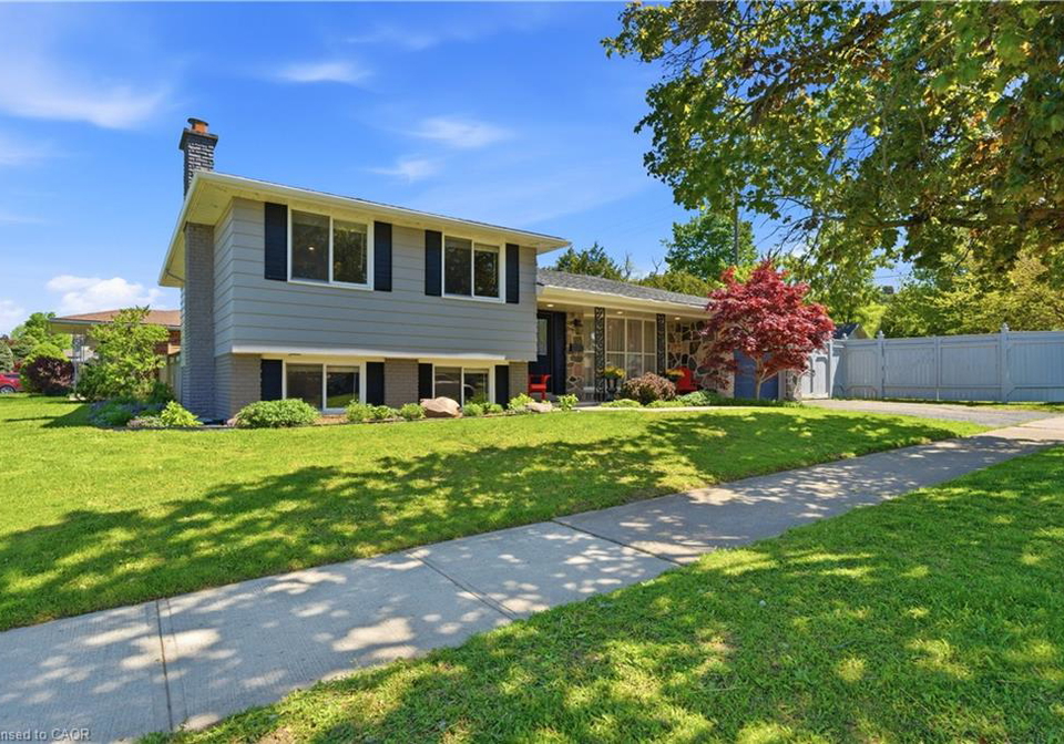 82-stoney-brook-drive-stoney-creek-ontario-40832855
