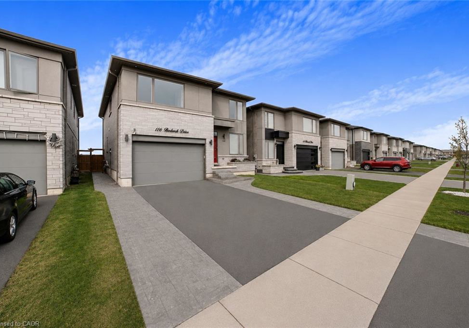 116-bedrock-drive-hamilton-ontario-40832866