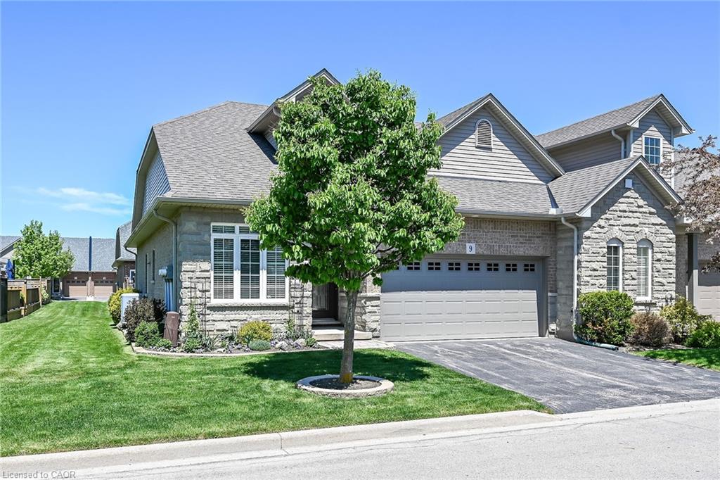 9-grovetree-trail-hamilton-ontario-40832873