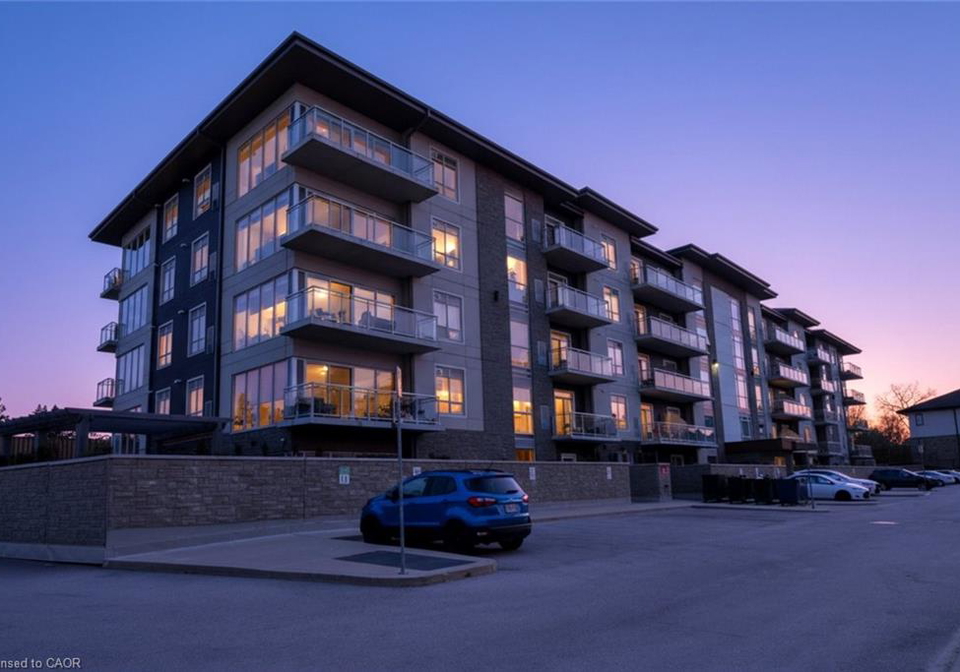 16-markle-crescent-ancaster-ontario-40832878