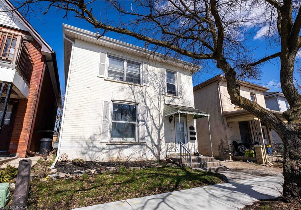 300-dalhousie-street-brantford-ontario-40832879