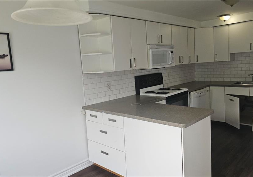 58-belwood-crescent-kitchener-ontario-40832883