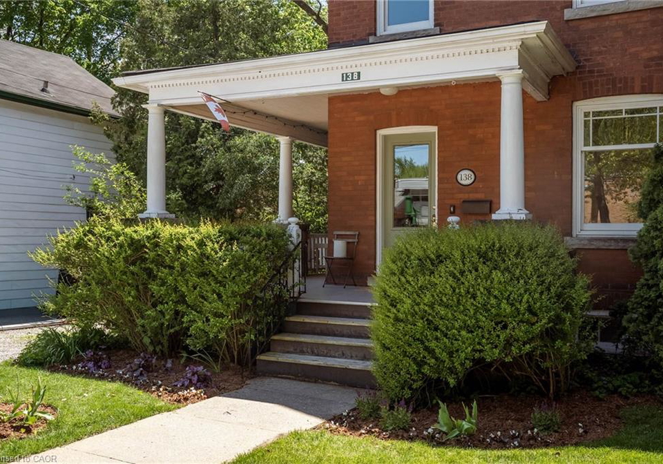 138-park-street-w-dundas-ontario-40832898
