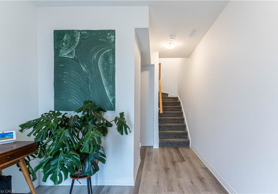 92-dryden-lane-hamilton-ontario-40832933