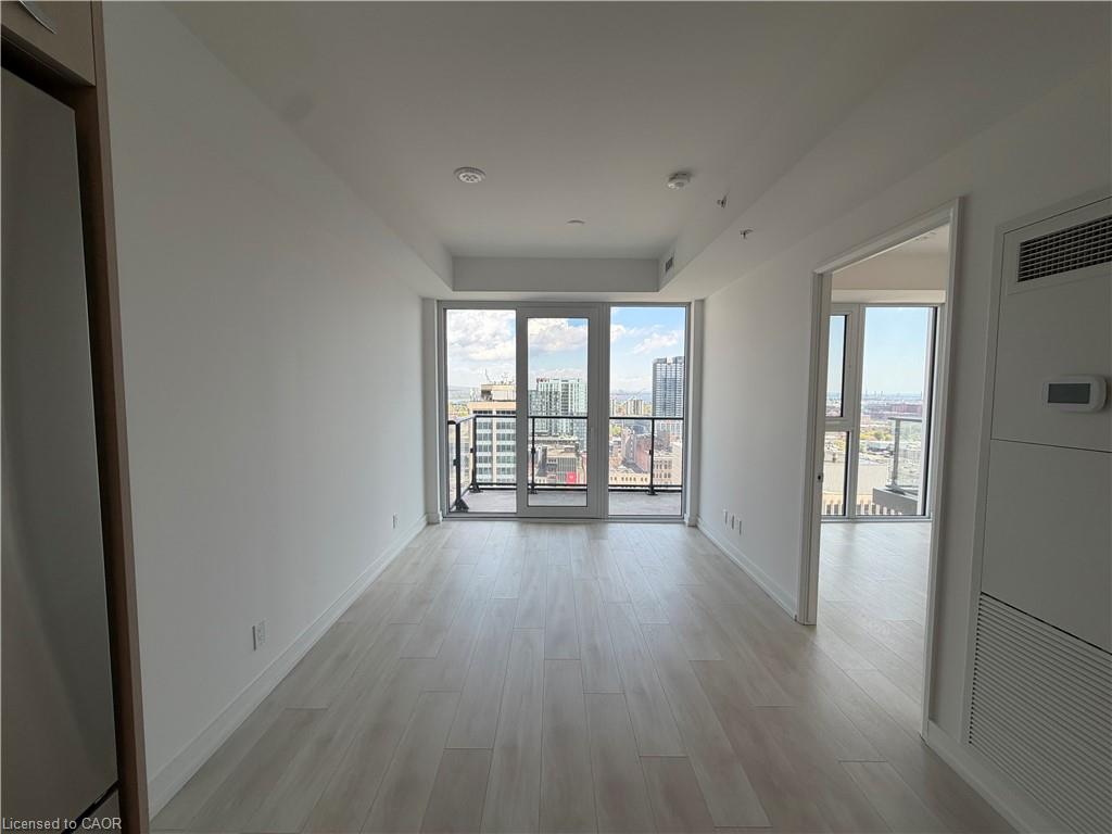 75-james-street-s-hamilton-ontario-40832945