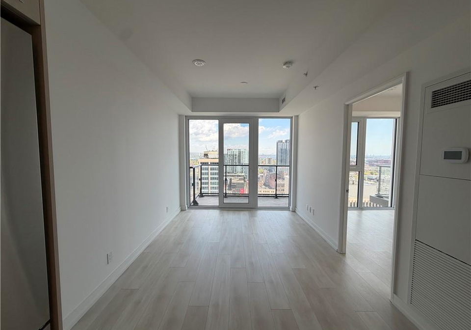 75-james-street-s-hamilton-ontario-40832945
