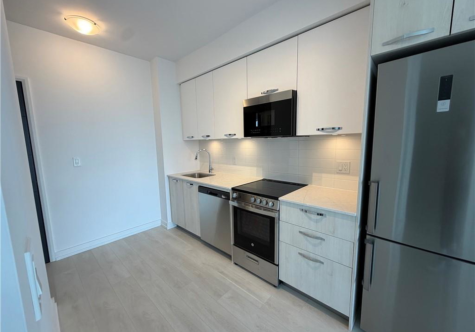 75-james-street-s-hamilton-ontario-40832945