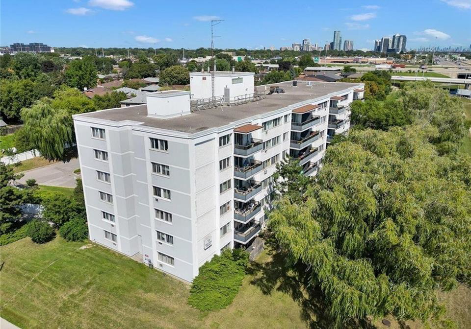11-neilson-drive-toronto-ontario-40832955