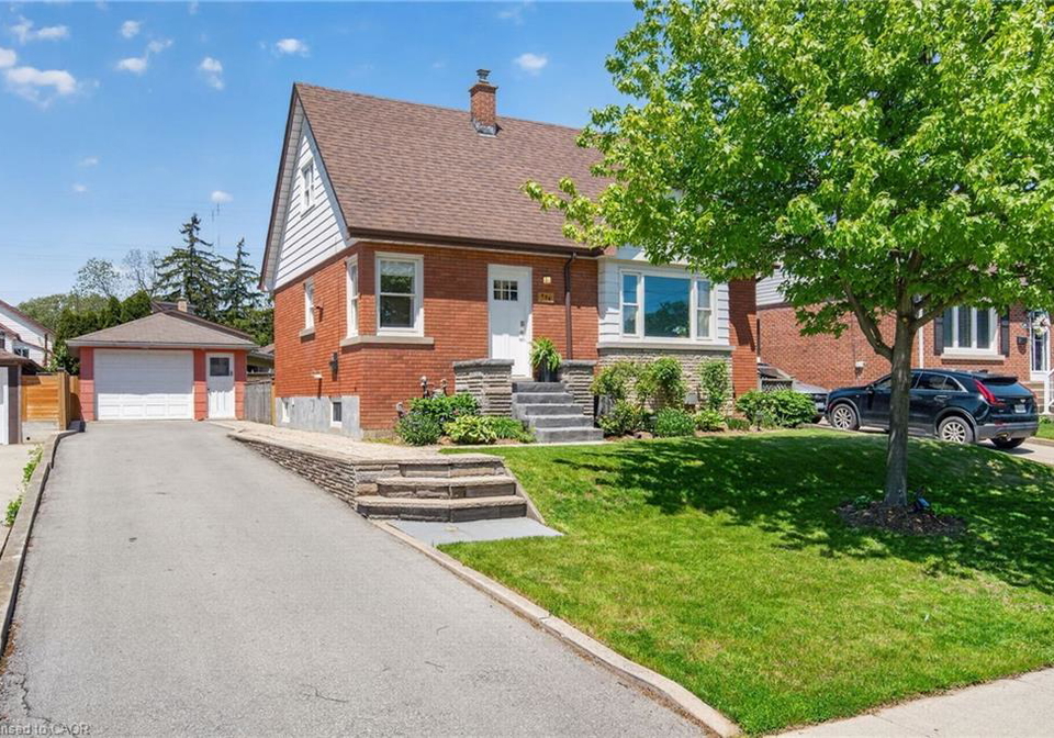 496-rosseau-road-hamilton-ontario-40832960
