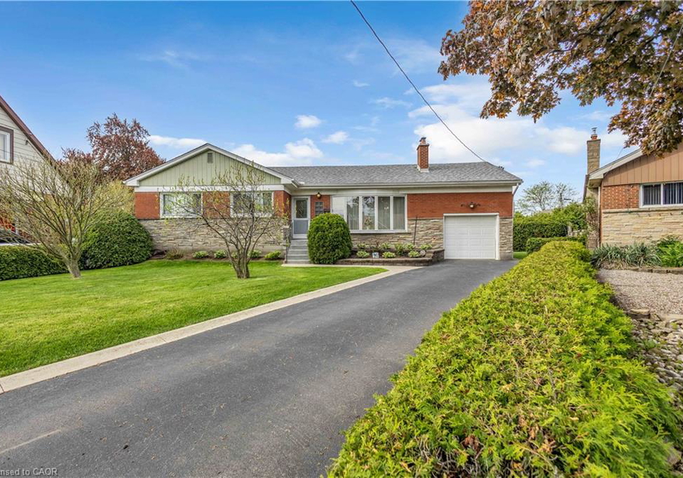 22-percy-court-hamilton-ontario-40832987