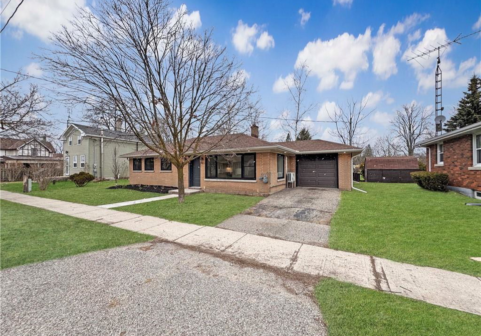 9-west-andrew-street-burford-ontario-40832994