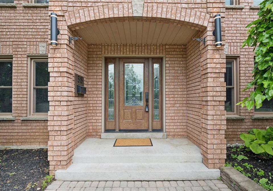 518-grand-ridge-drive-cambridge-ontario-40833011