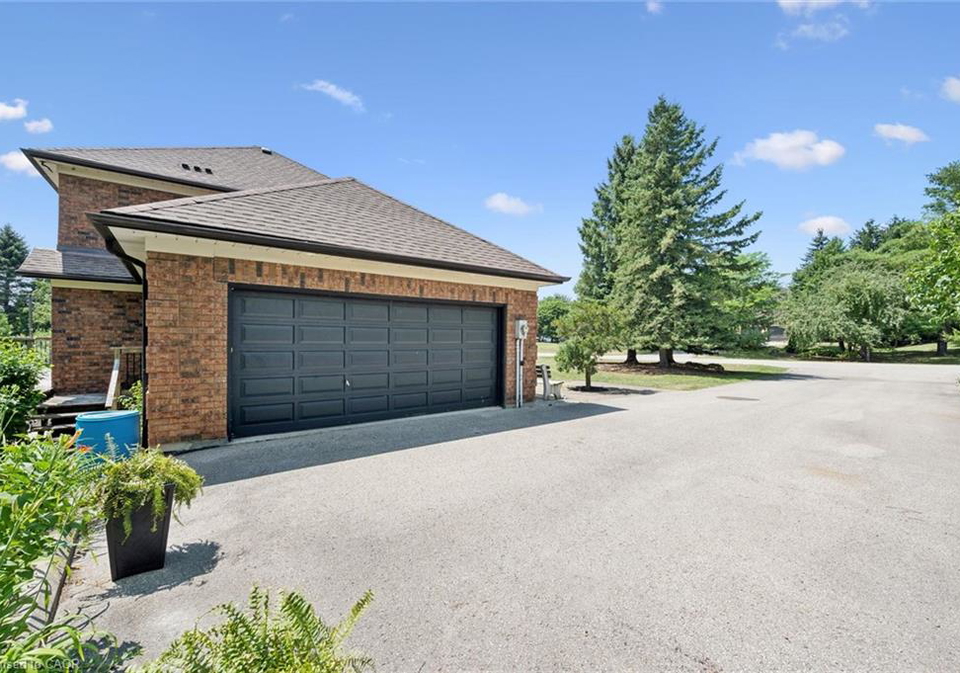 105-cobblestone-place-rockwood-ontario-40833012