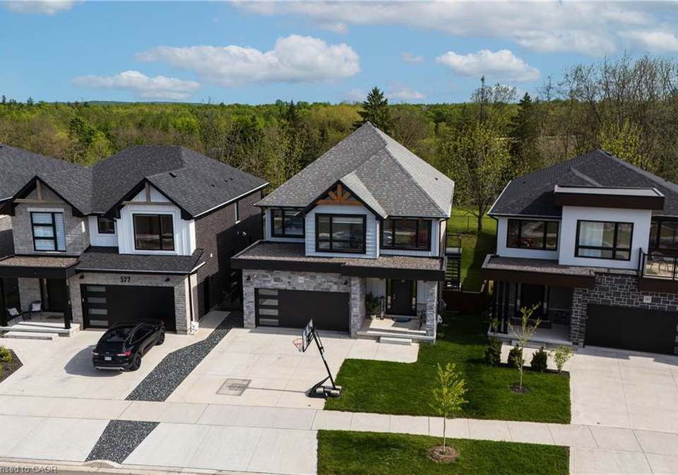 581-doonwoods-crescent-kitchener-ontario-40833015