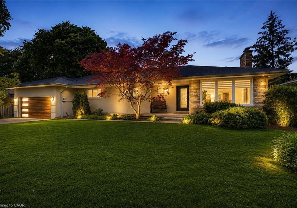 2074-rebecca-street-oakville-ontario-40833029