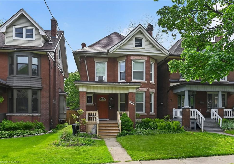 227-sherman-avenue-s-hamilton-ontario-40833032