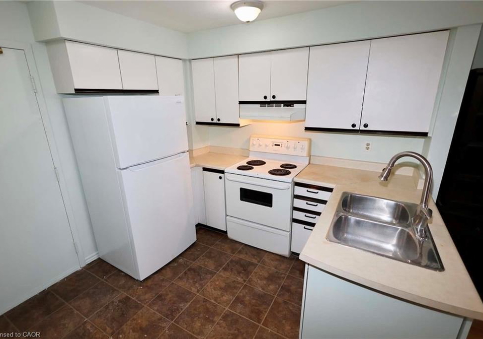 67-valleyview-road-kitchener-ontario-40833071