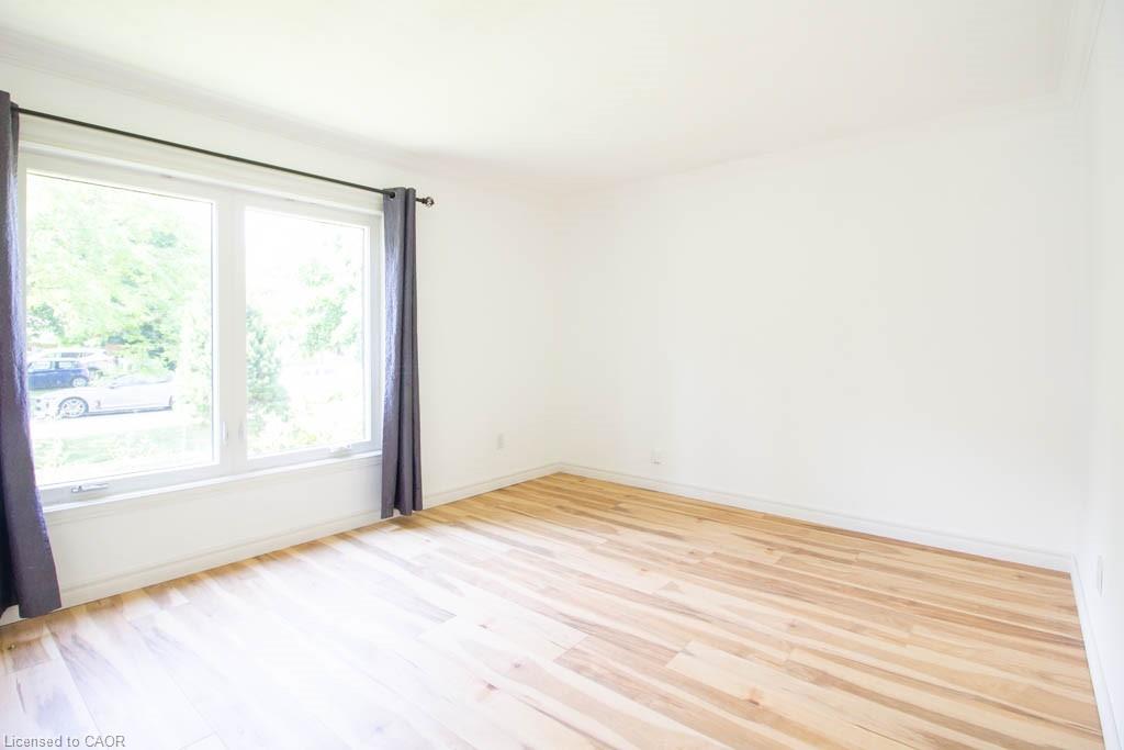 30-eastvale-place-hamilton-ontario-40833077