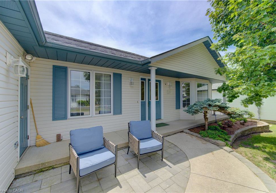 10-greenfield-place-new-hamburg-ontario-40833096