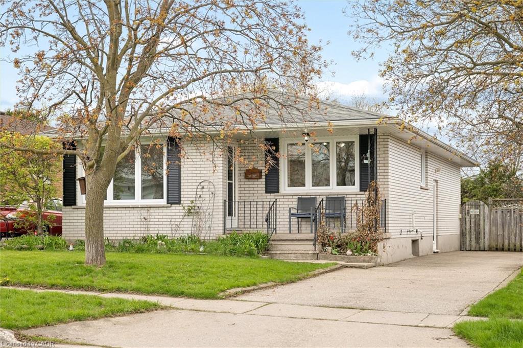 26-tutton-place-cambridge-ontario-40833135