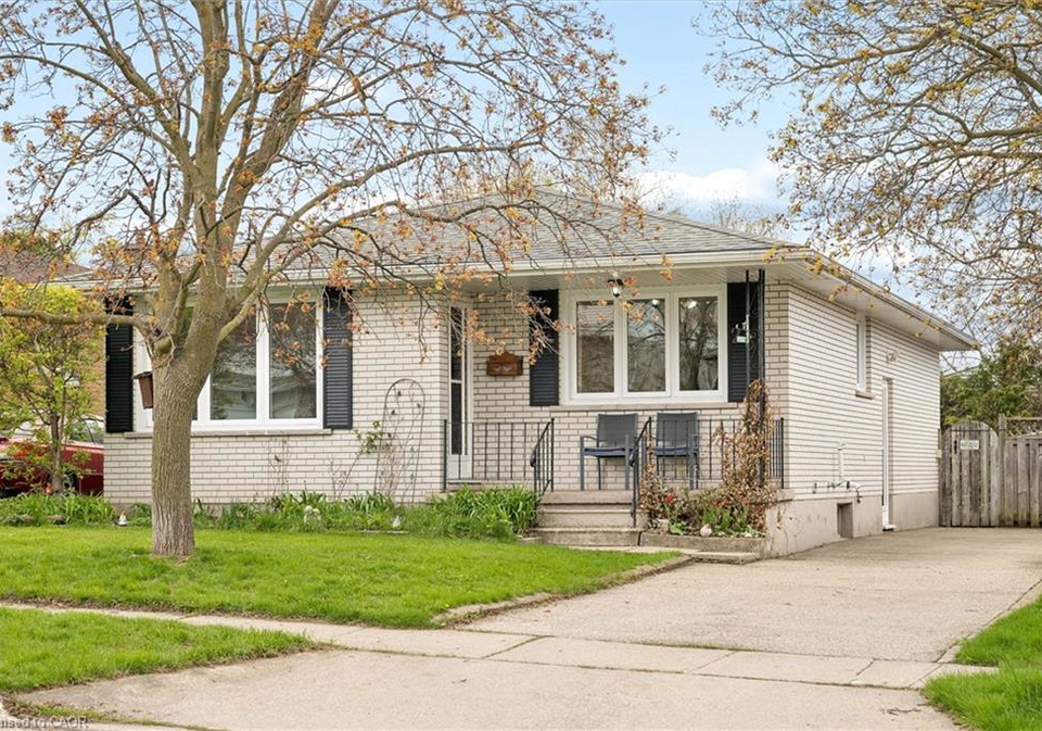 26-tutton-place-cambridge-ontario-40833135