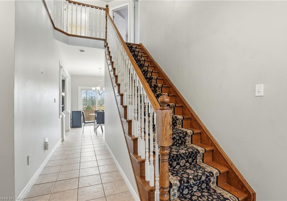 486-delaney-court-burlington-ontario-40833152