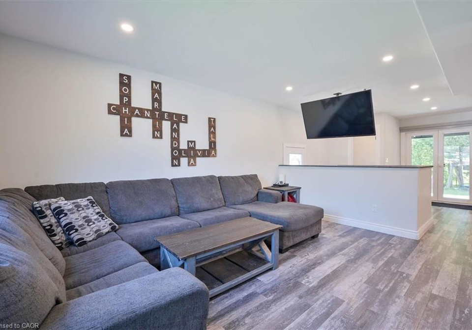 15-manchester-street-cambridge-ontario-40833154
