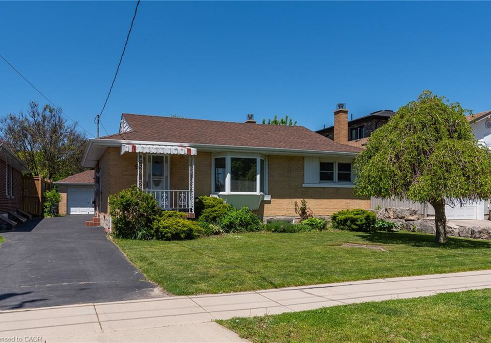 93-plymouth-road-kitchener-ontario-40833198