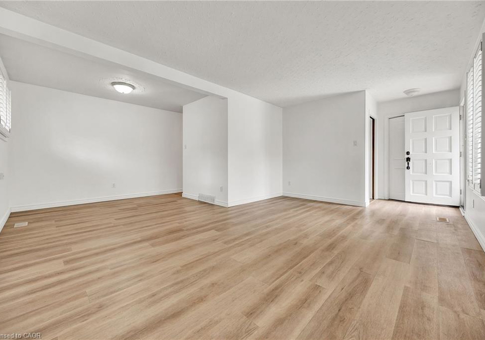 514-fallingbrook-drive-waterloo-ontario-40833200