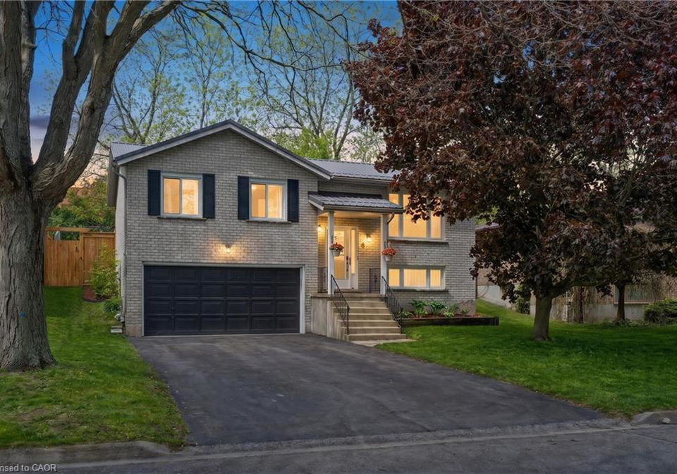 4-brant-street-simcoe-ontario-40833202