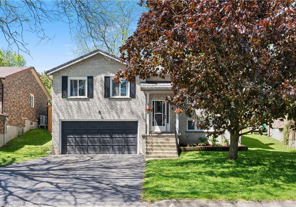4-brant-street-simcoe-ontario-40833202