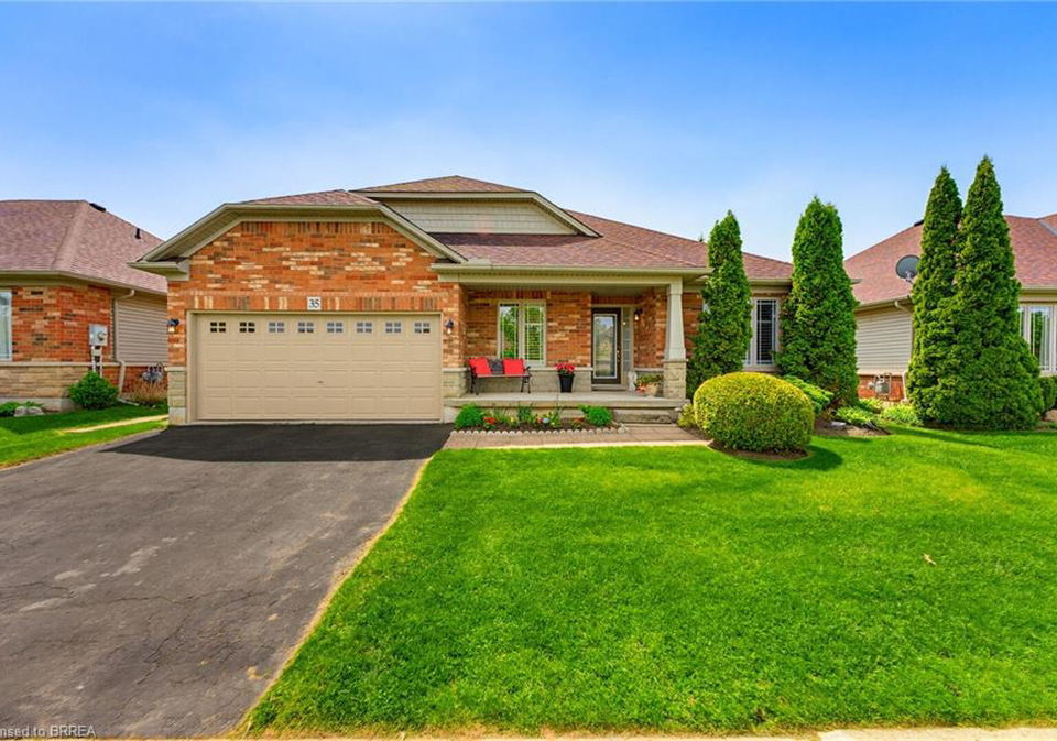 35-cobblestone-drive-paris-ontario-40833209