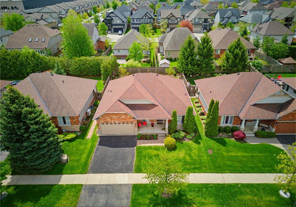 35-cobblestone-drive-paris-ontario-40833209