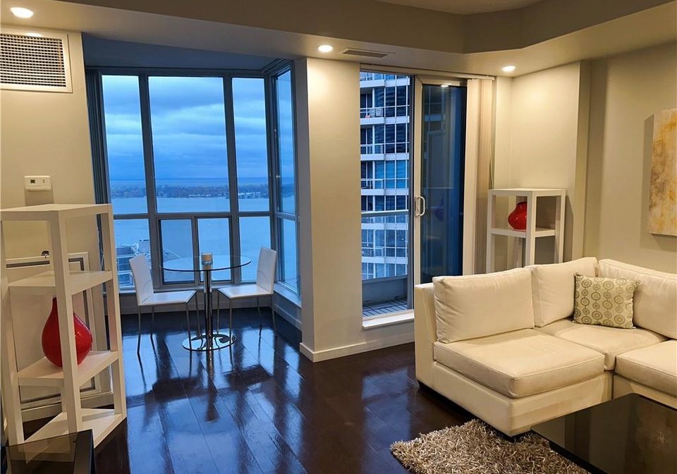 8-york-street-toronto-ontario-40833217