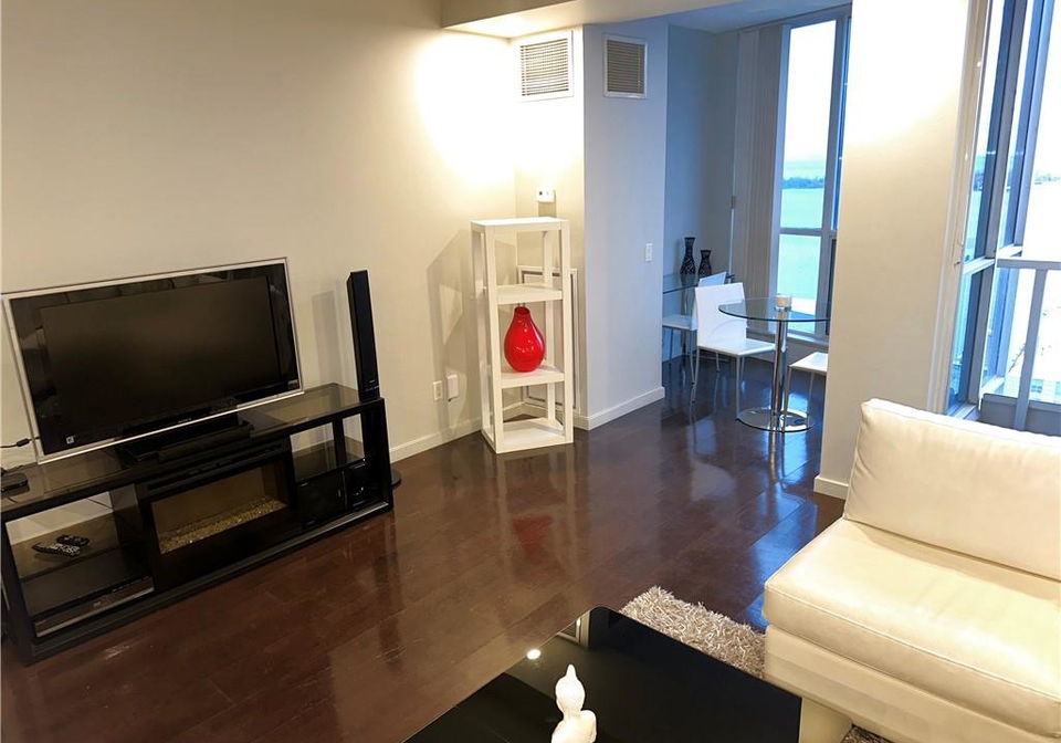 8-york-street-toronto-ontario-40833217