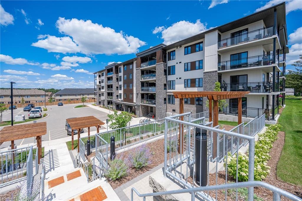 104-summit-ridge-drive-guelph-ontario-40833227