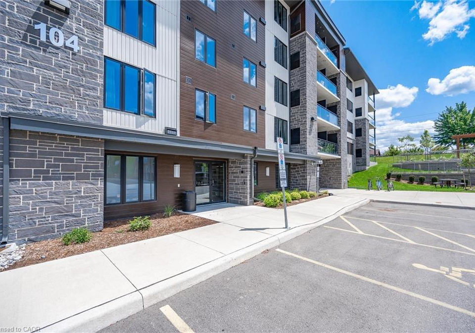 104-summit-ridge-drive-guelph-ontario-40833227