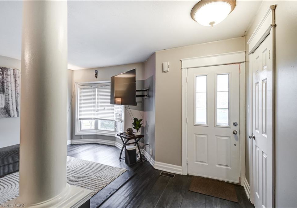 3-waterford-crescent-stoney-creek-ontario-40833238
