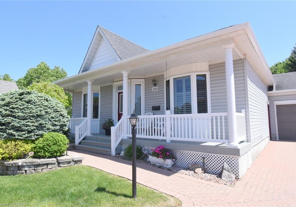 288-silverbirch-boulevard-mount-hope-ontario-40833245