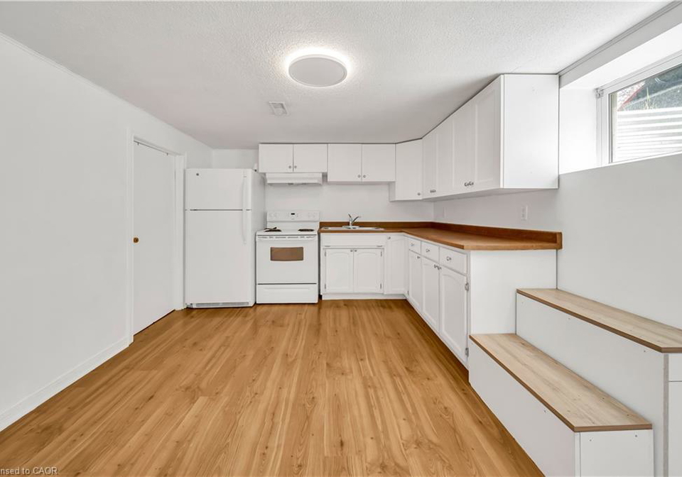 62-greendale-crescent-kitchener-ontario-40833259