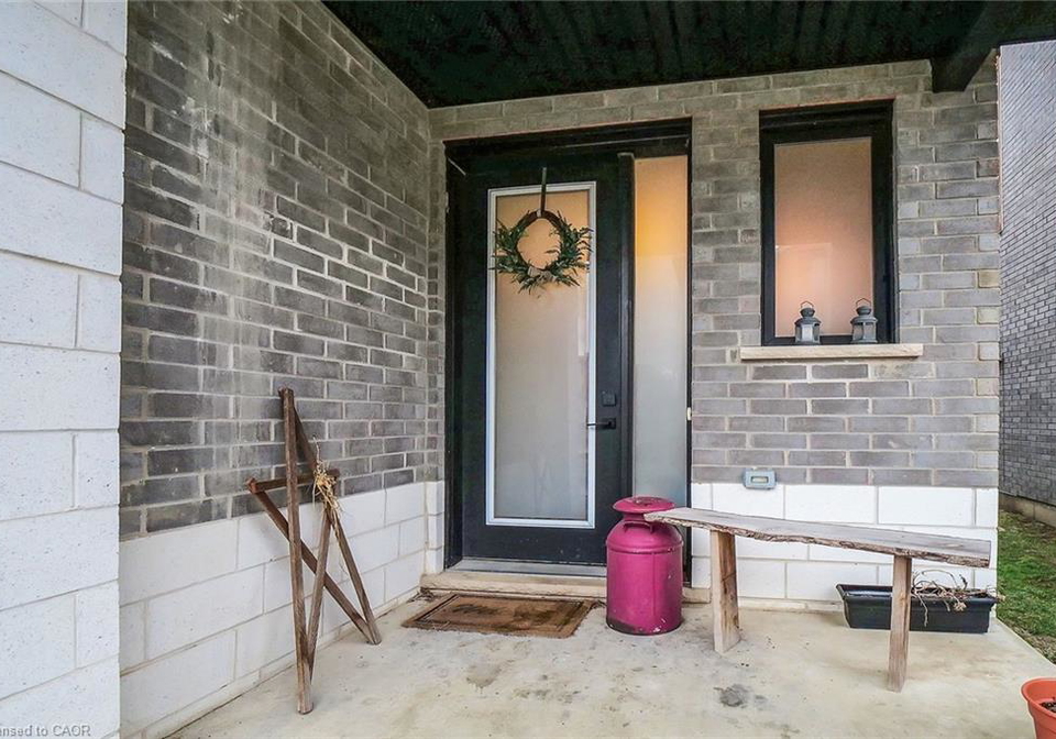 985-west-village-square-london-ontario-40833293
