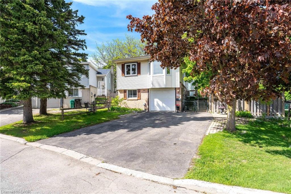 171-herron-place-waterloo-ontario-40833306