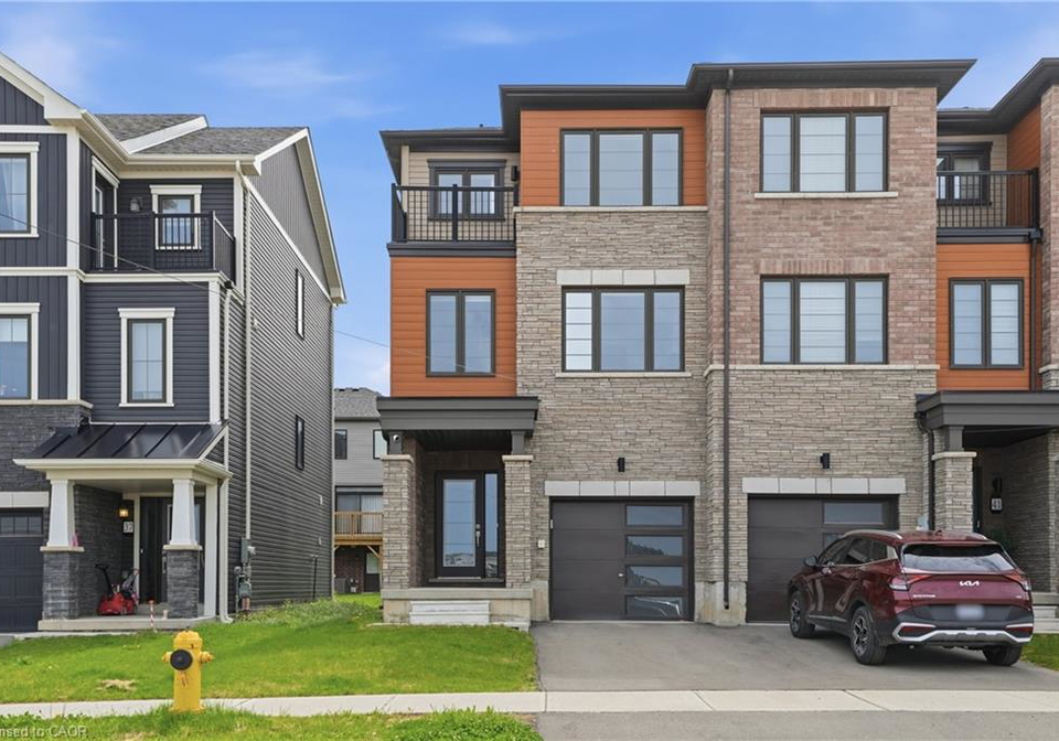 39-baskett-street-brantford-ontario-40833308