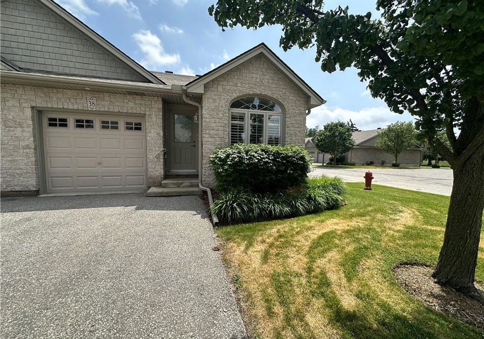510-queensway-street-w-simcoe-ontario-40833312