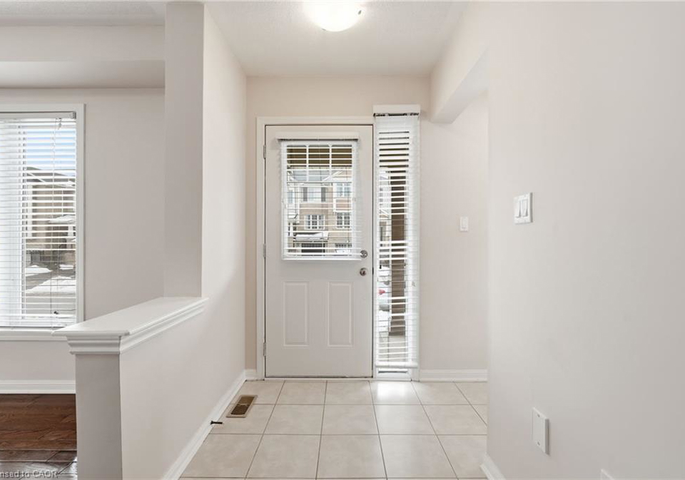 12-emick-drive-ancaster-ontario-40833315