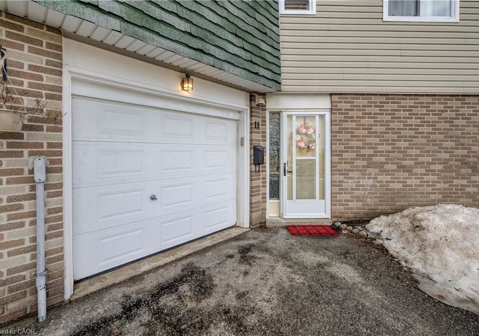 60-elmsdale-drive-kitchener-ontario-40833322