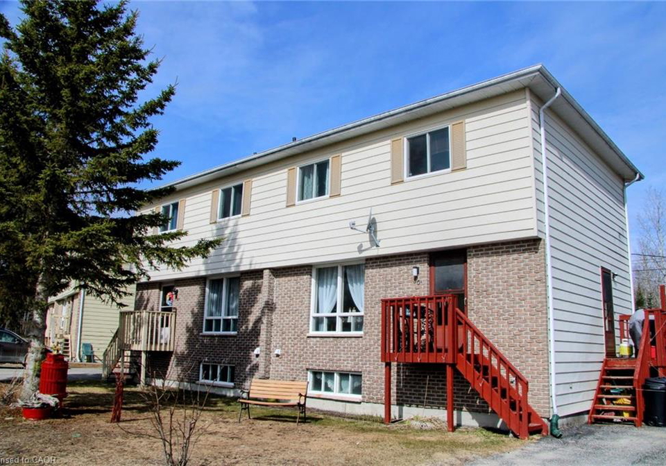 80-matachewan-road-manitouwadge-ontario-40833325
