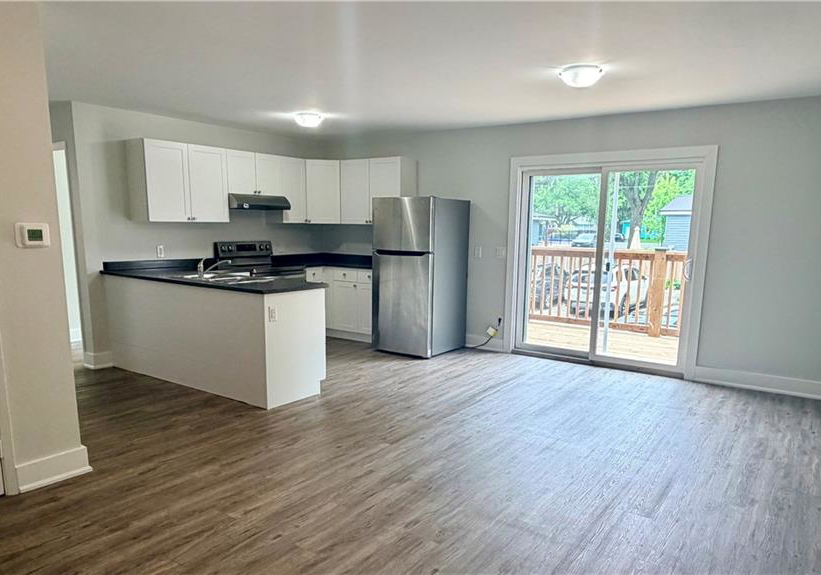217-1b-main-street-port-dover-ontario-40833342