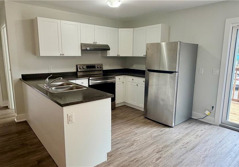 217-1b-main-street-port-dover-ontario-40833342